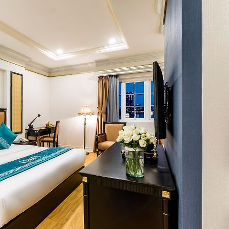 Ibiza Riverfront Da Nang Hotel Powered By Aston Esterno foto