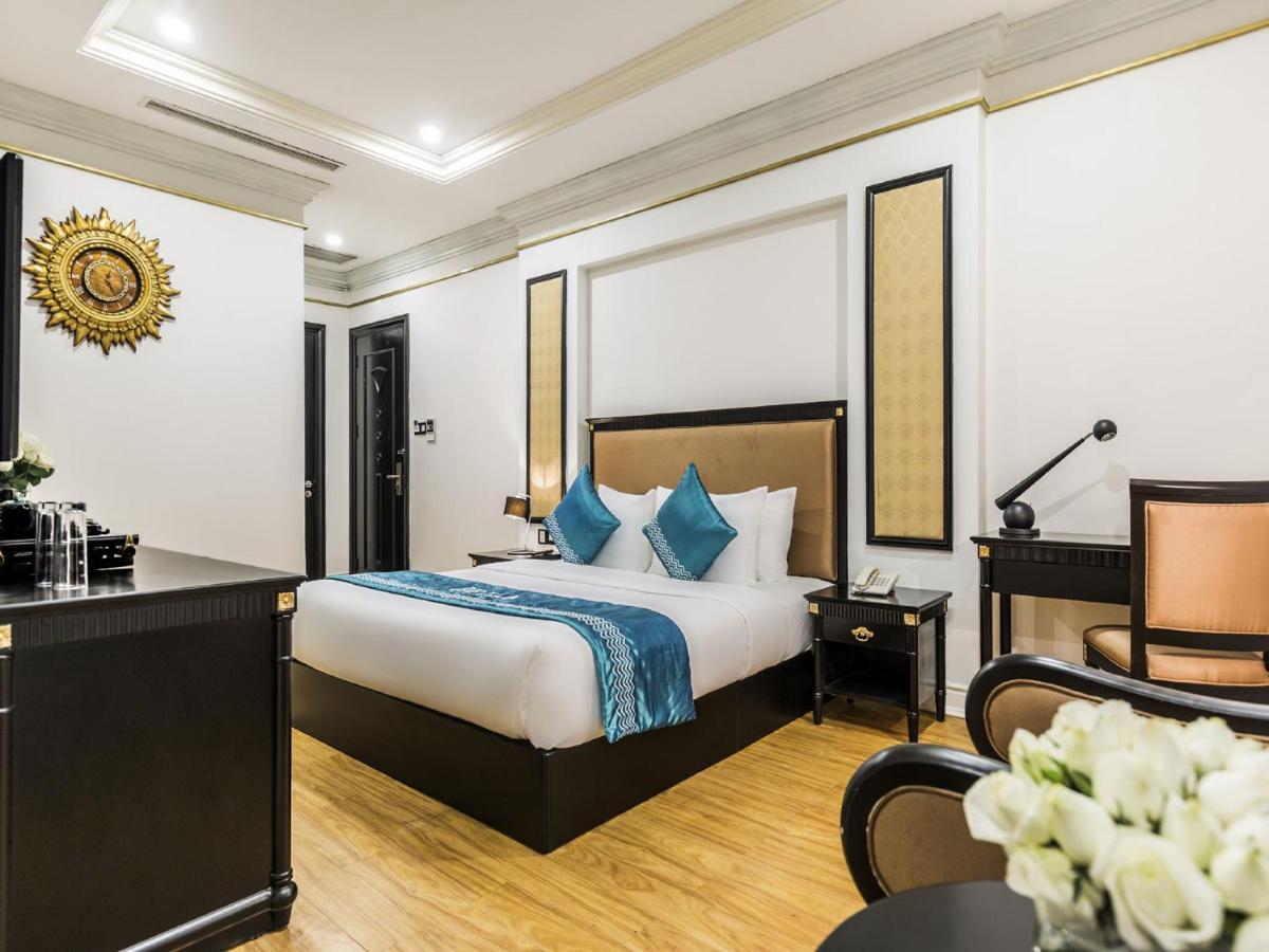 Ibiza Riverfront Da Nang Hotel Powered By Aston Esterno foto