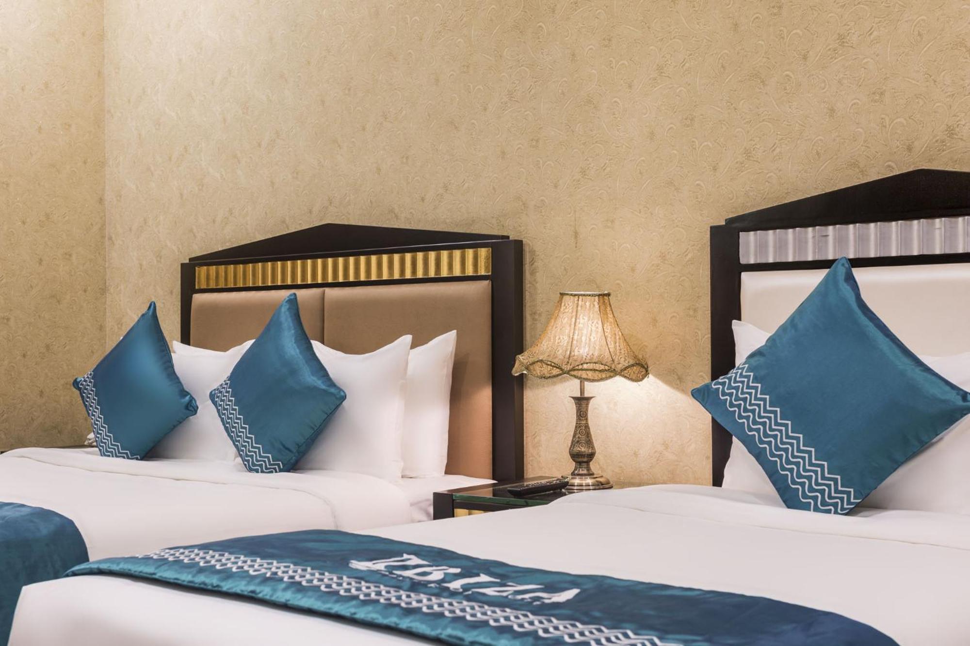 Ibiza Riverfront Da Nang Hotel Powered By Aston Esterno foto
