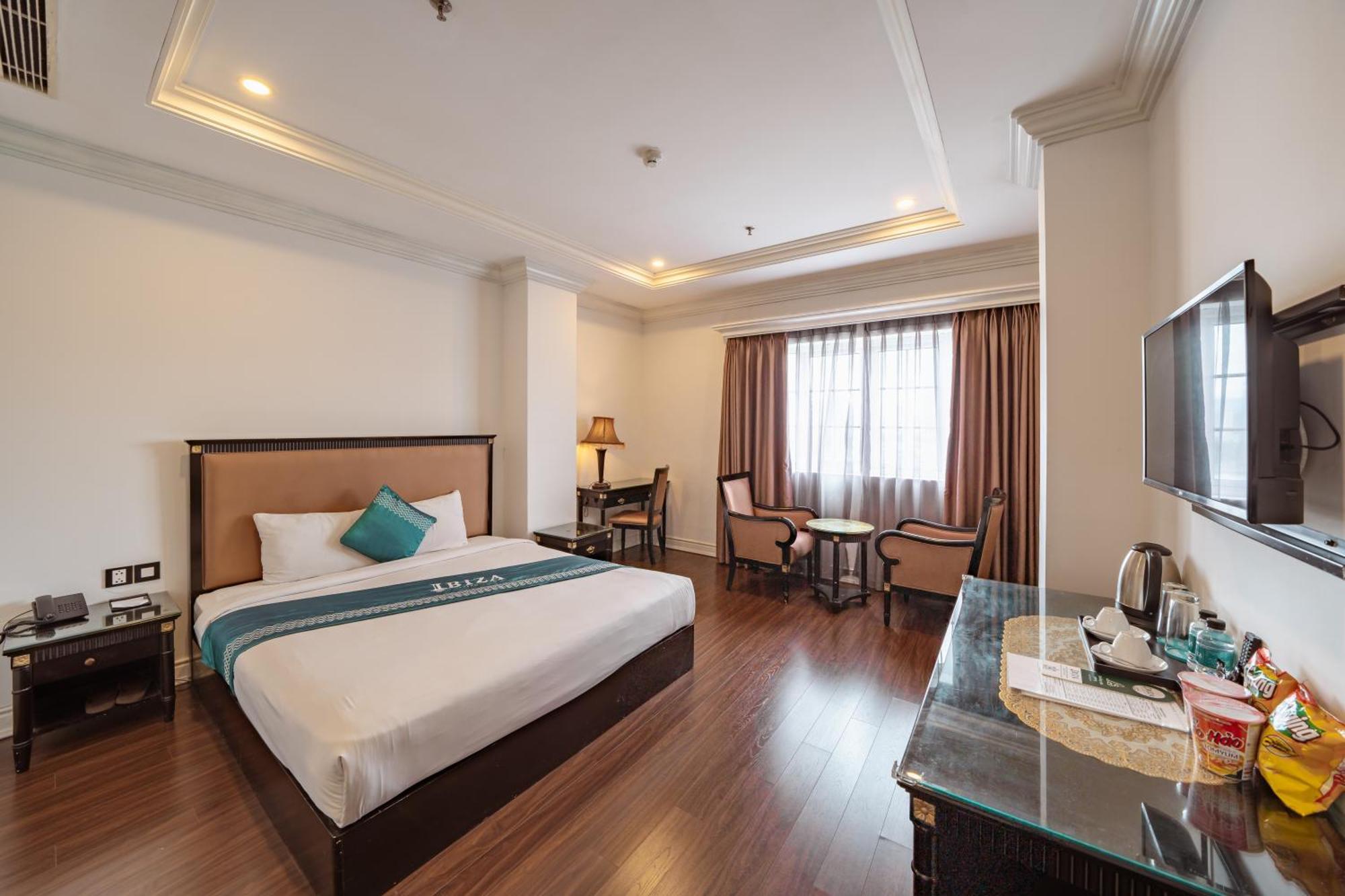 Ibiza Riverfront Da Nang Hotel Powered By Aston Esterno foto