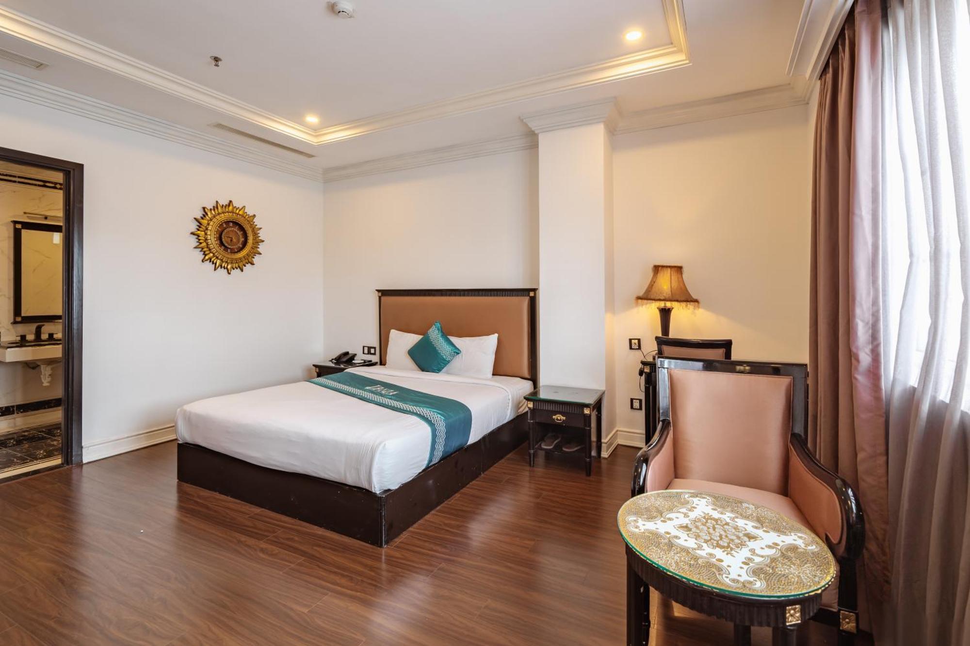 Ibiza Riverfront Da Nang Hotel Powered By Aston Esterno foto