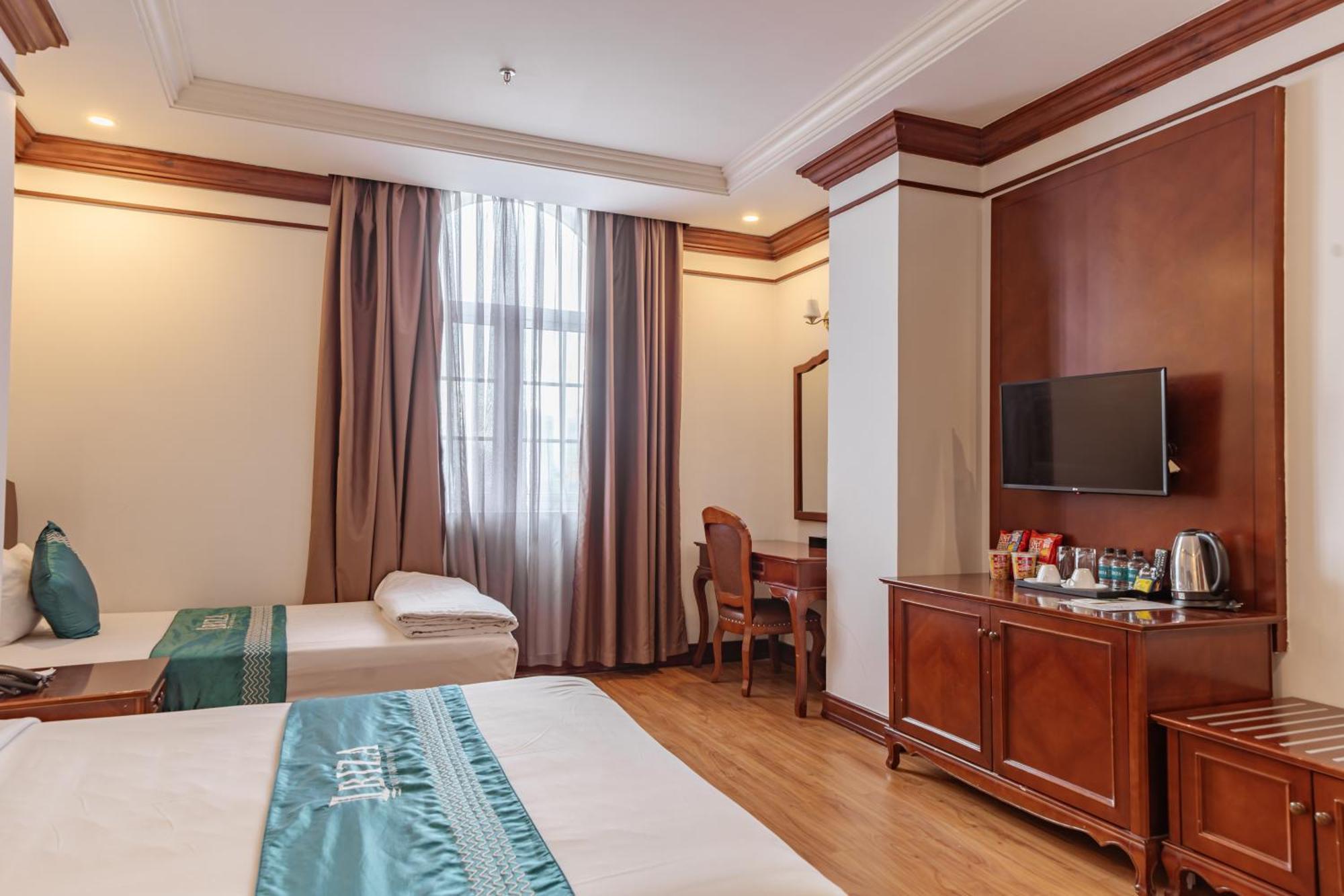 Ibiza Riverfront Da Nang Hotel Powered By Aston Esterno foto