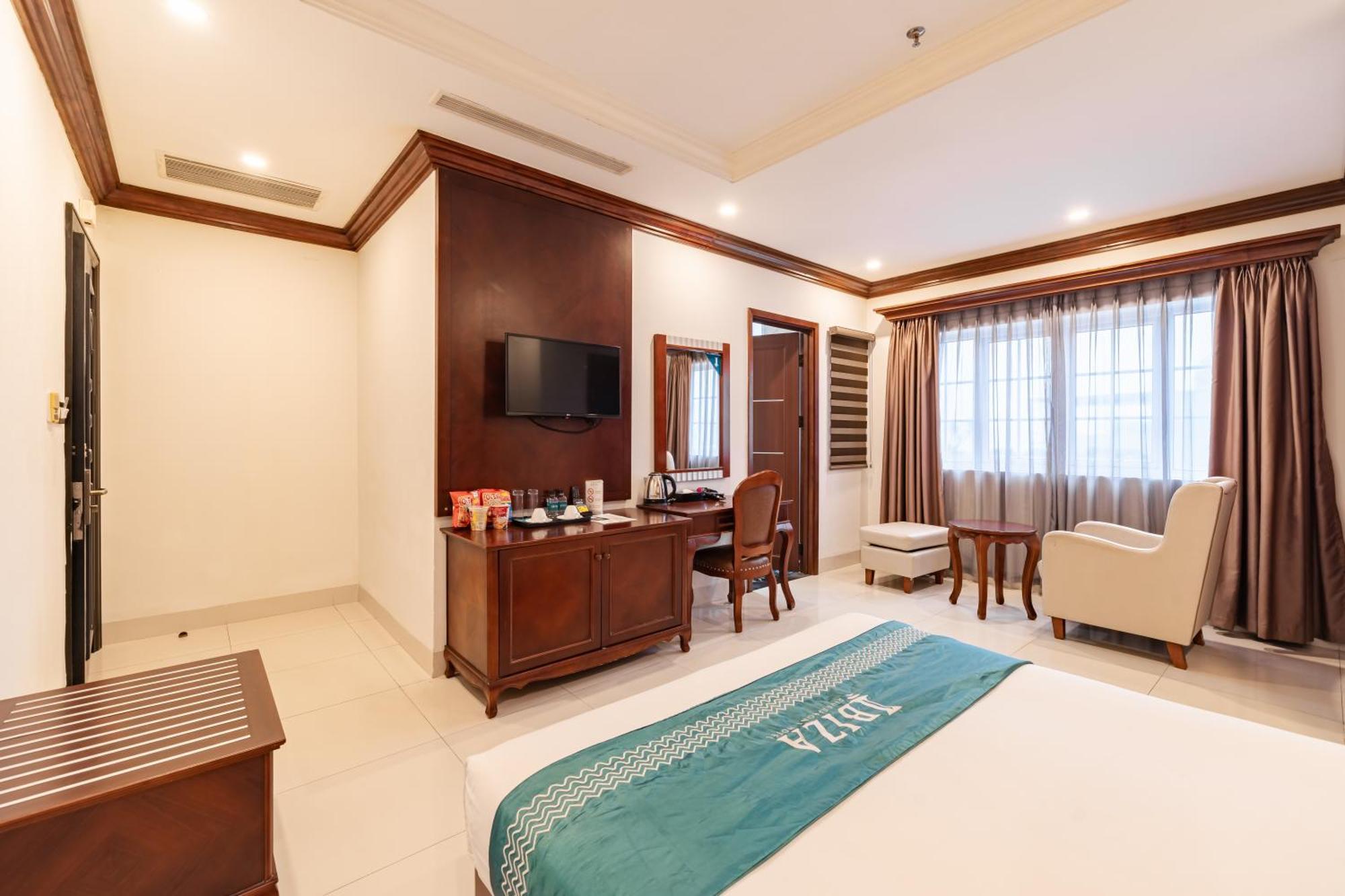 Ibiza Riverfront Da Nang Hotel Powered By Aston Esterno foto